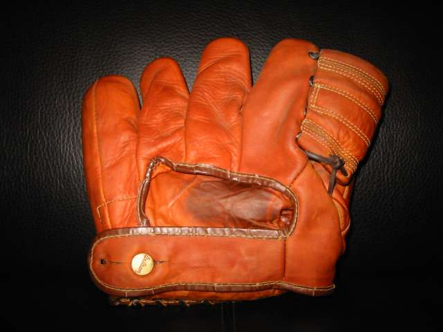 Ted Williams Wilson A2210 Back